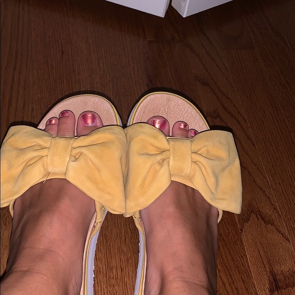 Ugg slides - Picture 2 of 4